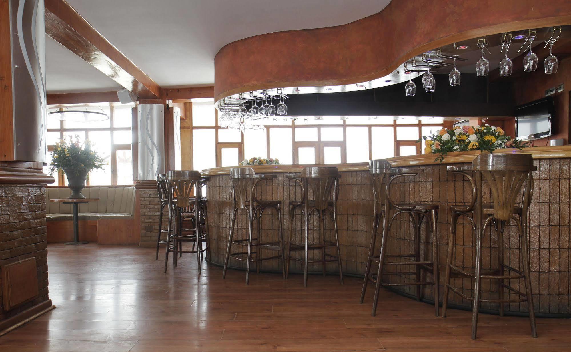 Hotel Tres Puntas 3*